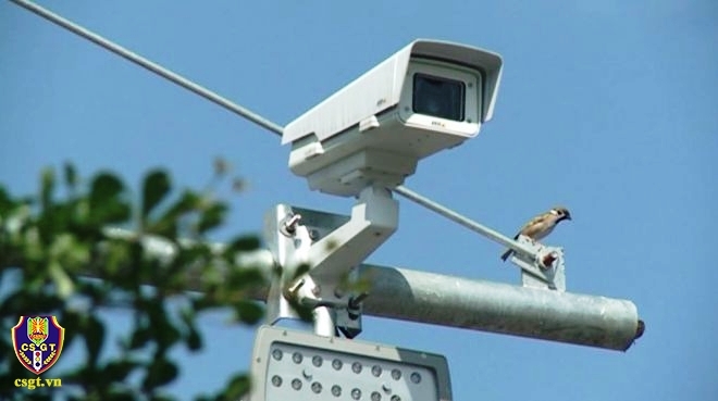 Hà Nội lắp đặt camera giám sát toàn thành phố: Vượt đèn đỏ, cẩn thận về phường!