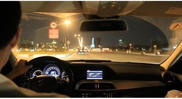 Tại sao tài ‘già’ thích lái xe đêm