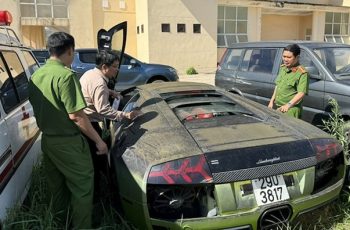 Quảng Bình tiêu h.ủy hai siêu xe Lamborghini và G63 nhập lậu bằng hình thức cắt xẻ