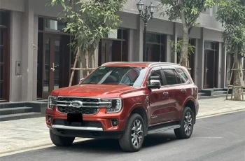 Lăn bánh chưa đầy 10.000 km, Ford Everest ‘lướt’ đã rao b:án lại với giá s:ố:c