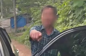 Vụ cô gái bị hành hung ở Bắc Giang: Người đánh là cán bộ xã Vụ cô gái bị hành hung ở Bắc Giang: Người đánh là cán bộ xã