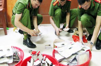 CA vừa phát hiện đường dây làm thuốc điều trị dạ dày, đại tràng giả ở Thái Nguyên CA vừa phát hiện đường dây làm thuốc điều trị dạ dày, đại tràng giả ở Thái Nguyên