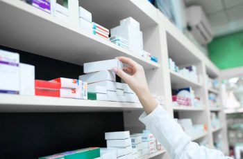 Phát hiện 7 loại thuốc giả trong một nhà thuốc ở Hà Nội