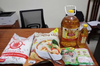 Trộn phụ gia nhập lậu rẻ tiền để làm hạt nêm, bột canh, mì chính giả Trộn phụ gia nhập lậu rẻ tiền để làm hạt nêm, bột canh, mì chính giả
