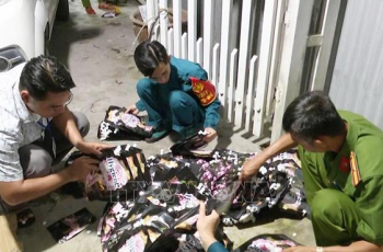 NÓNG: Phát hiện cơ sở làm giả nước mắm, nước giặt số lượng lớn ở An Giang NÓNG: Phát hiện cơ sở làm giả nước mắm, nước giặt số lượng lớn ở An Giang
