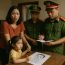 Cô bé cứ ngồi xuống là vẽ một người đàn ông lạ trong tranh suốt 1 tháng trời – đến hôm chuyển nhà, bà mẹ mới bẽ bàng nhận ra gương mặt đó