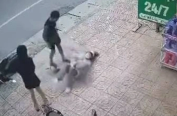 NÓNG: Công an vào cuộc vụ nam thanh niên đánh dã man 2 cô gái ở Bắc Giang