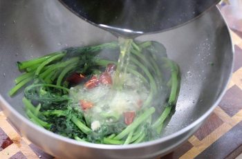 Gan thích nhất “4 rau, 2 quả” này, ăn thường xuyên cơ thể tự lọc sạch độc tố