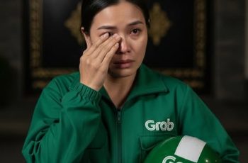 Cô Gái Chạy Xe Ôm Gặp Lại Chồng Cũ Trong Biệt Thự: Sự Thật Sau Ba Năm Mất Tích Cô Gái Chạy Xe Ôm Gặp Lại Chồng Cũ Trong Biệt Thự: Sự Thật Sau Ba Năm Mất Tích