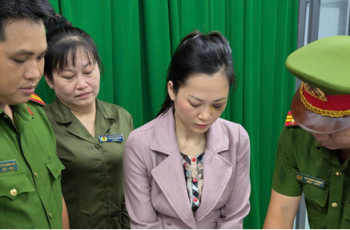 Lời khai của bà chủ phòng khám nha khoa Tuyết Chinh HH khách hàng Lời khai của bà chủ phòng khám nha khoa Tuyết Chinh HH khách hàng