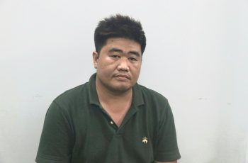 Bắt khẩn cấp Nguyễn Lâm Minh Tuấn – đối tượng hanhung cụ ông giữa giao lộ sau khi va chạm giao thông