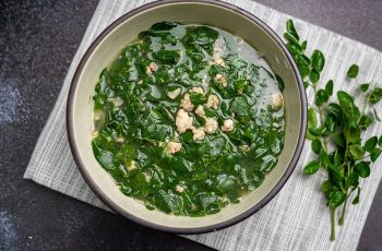 Loại rau bình dân được ví như ‘tổ yến thực vật’, giàu canxi gấp 4 lần sữa