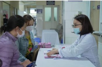 Cảnh báo: 2 thói quen đ àn ông nên bỏ ngay nếu như không muốn vợ bị UT v ú