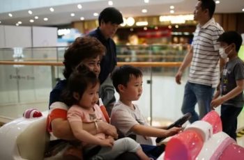 Có 3 nơi cha mẹ tốt nhất hạn chế tối đa đưa con đến: Không hề mê tín mà có cơ sở khoa học